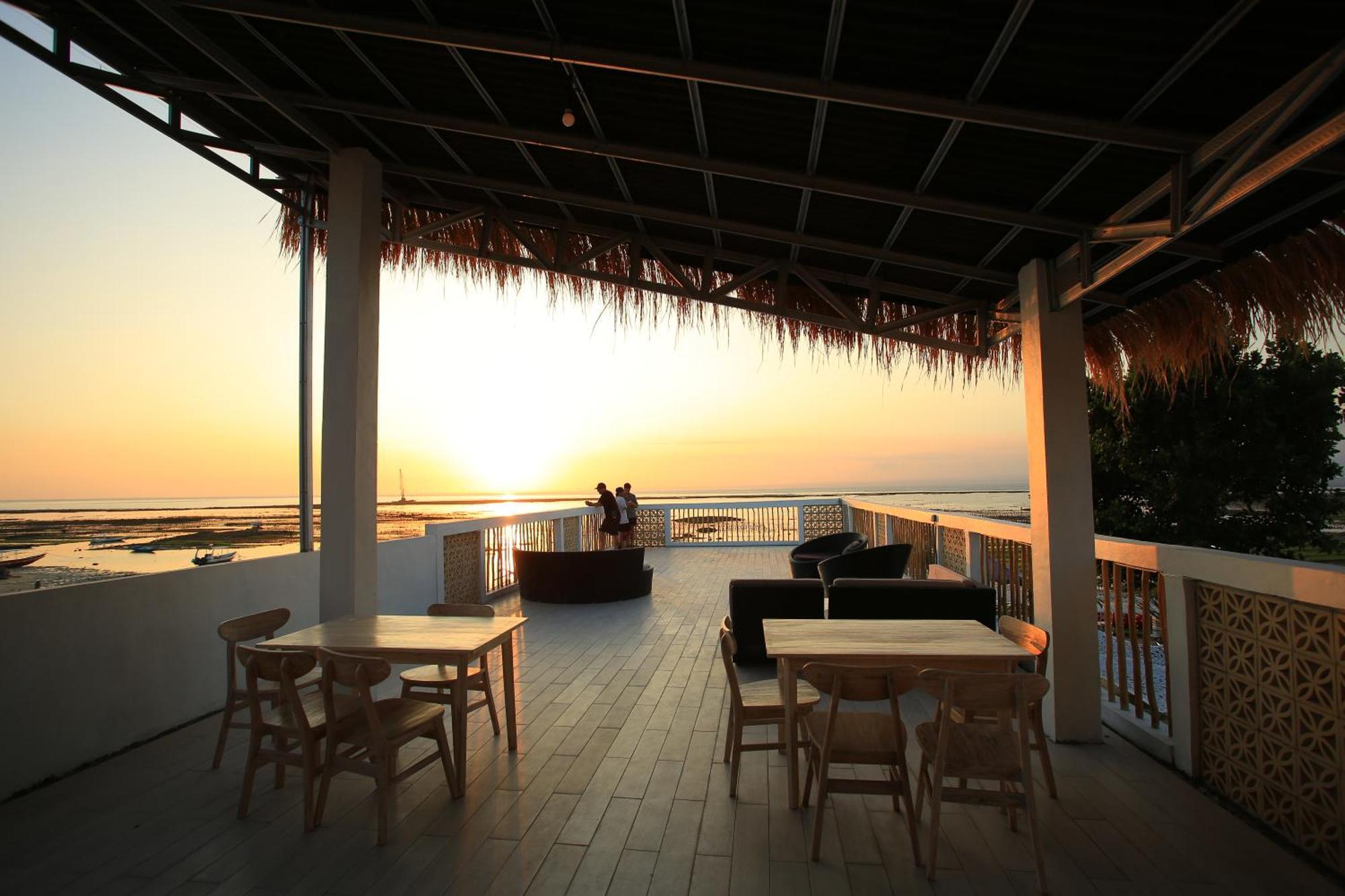3 Monkeys Lembongan Studio Apartments Gym Recovery Centre 외부 사진