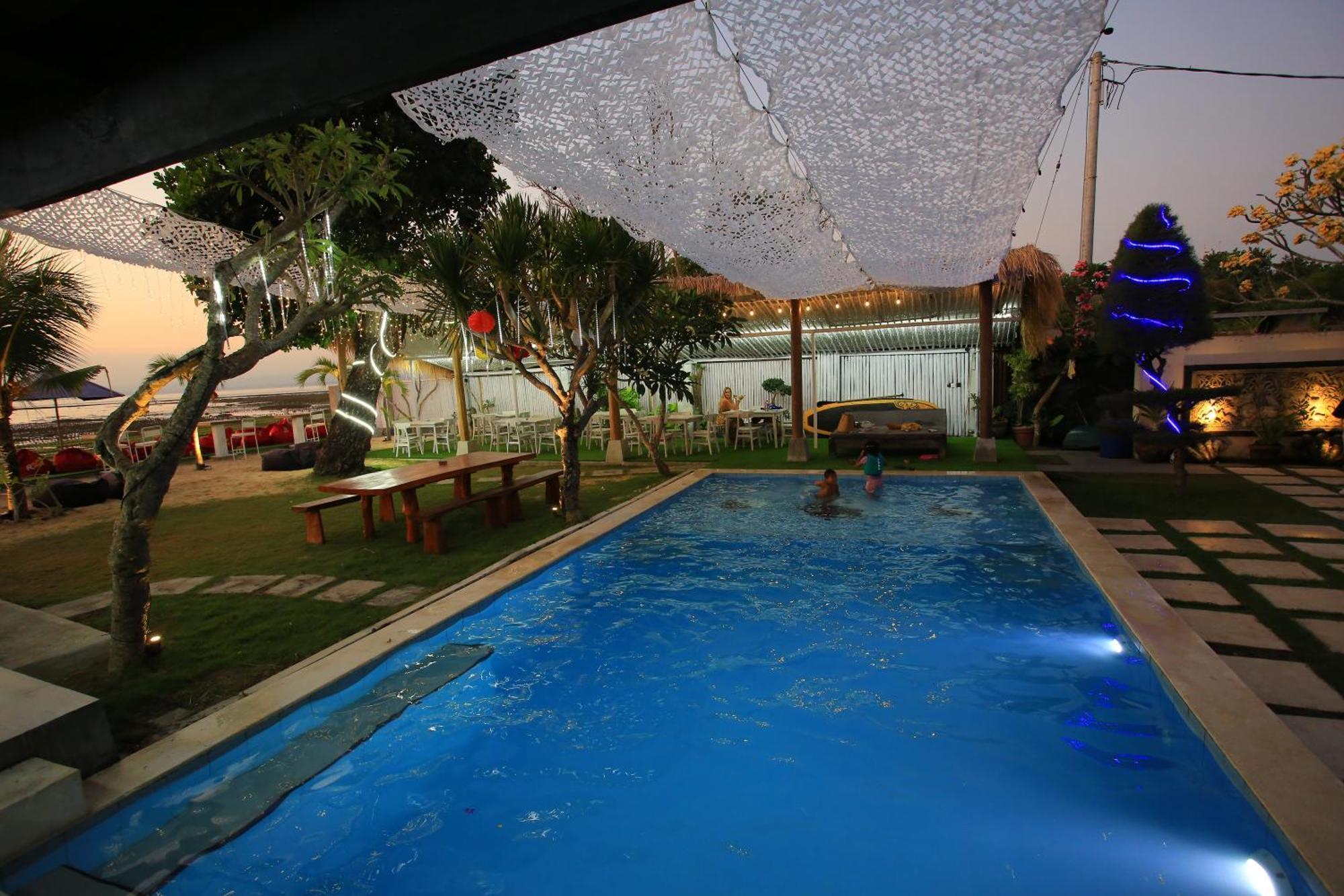 3 Monkeys Lembongan Studio Apartments Gym Recovery Centre 외부 사진