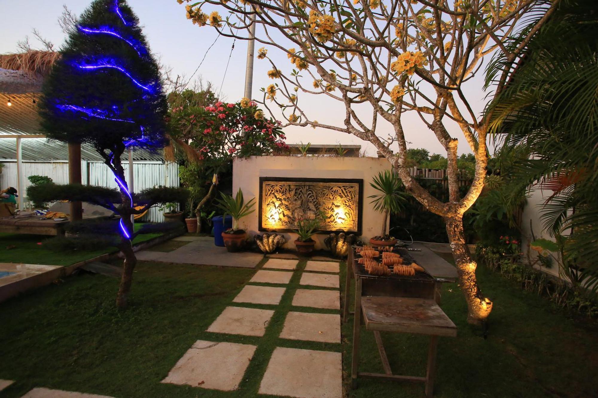 3 Monkeys Lembongan Studio Apartments Gym Recovery Centre 외부 사진