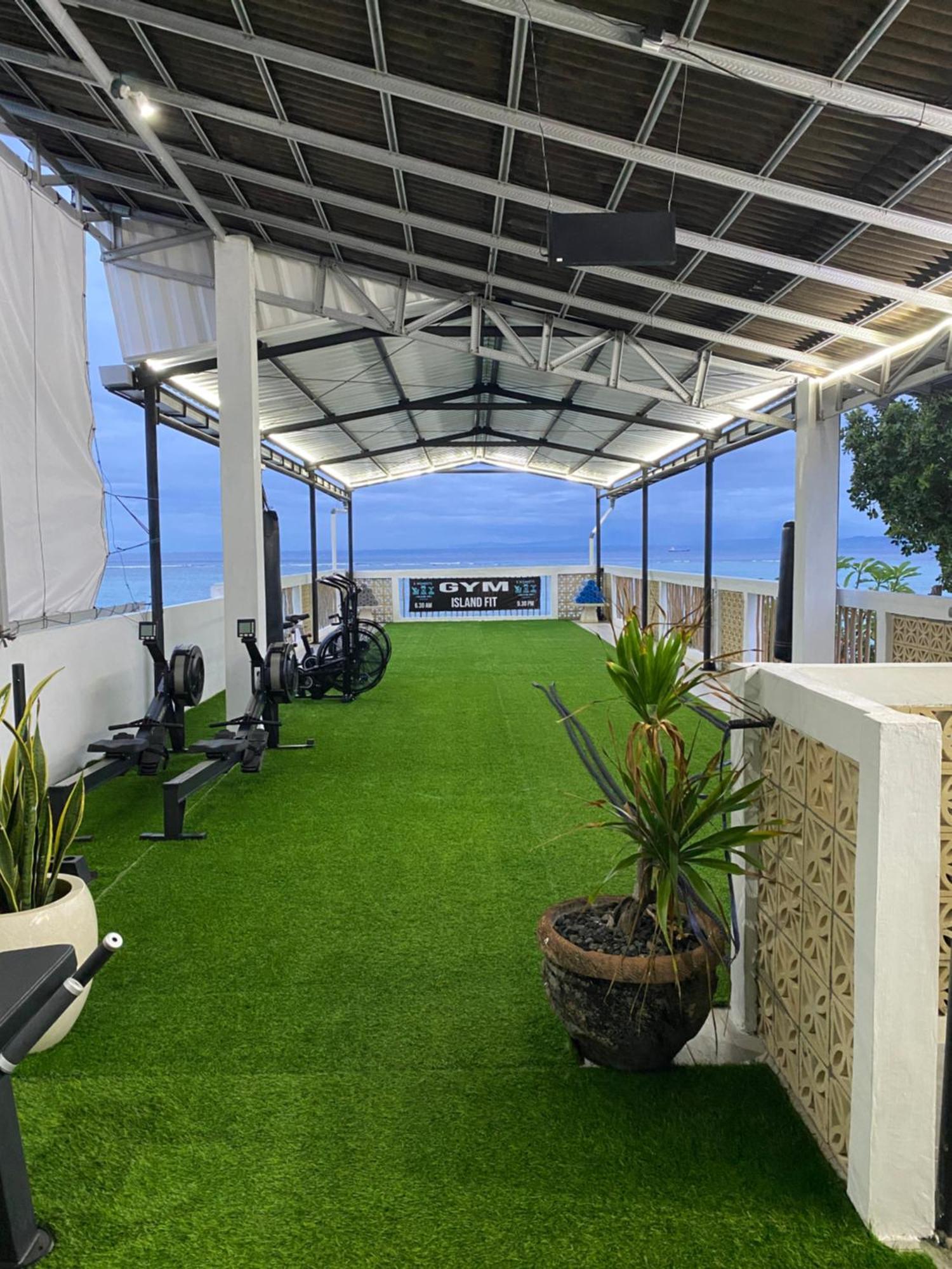 3 Monkeys Lembongan Studio Apartments Gym Recovery Centre 외부 사진